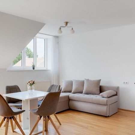 Elegant Apartment In Vienna With Patio Luaran gambar
