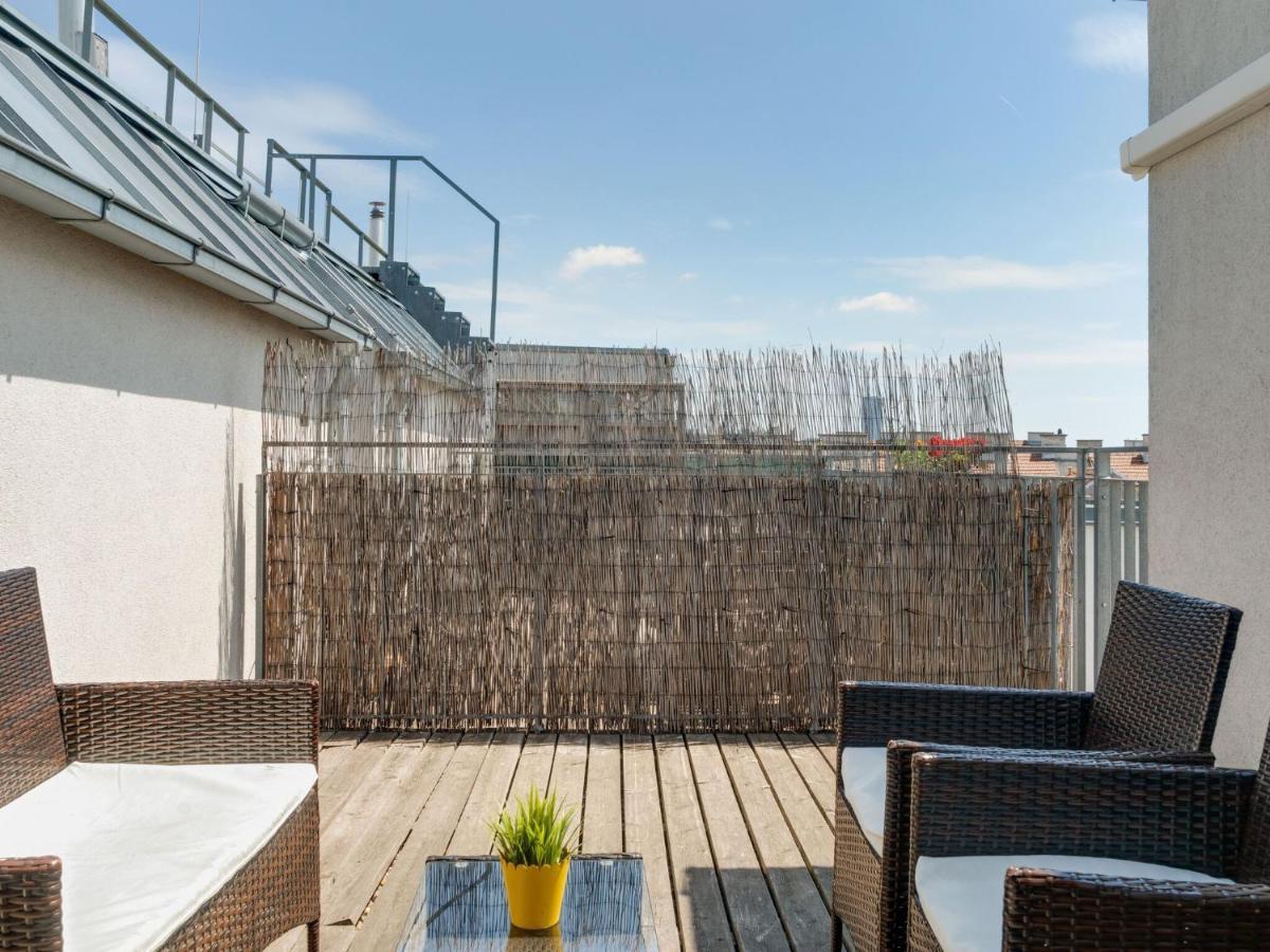 Elegant Apartment In Vienna With Patio Luaran gambar